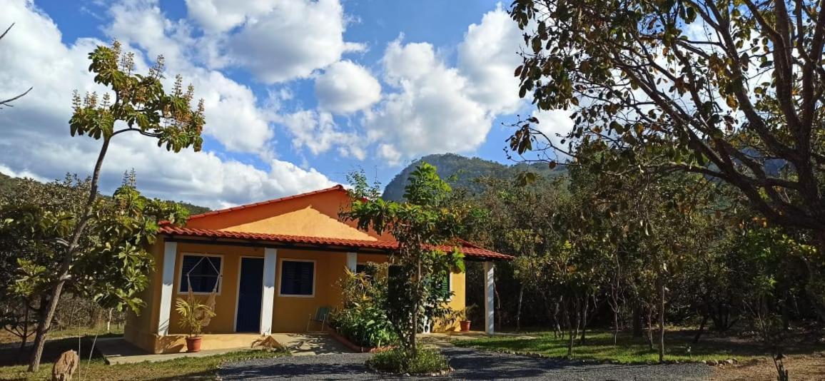 Chales Passaros Do Cerrado Кавалчанте Екстериор снимка